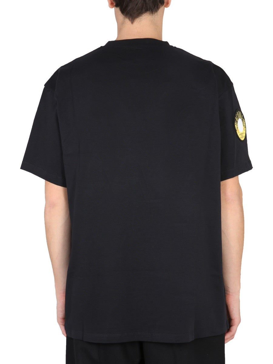 OVERSIZED T-SHIRT WITH PATCH | Basement 88