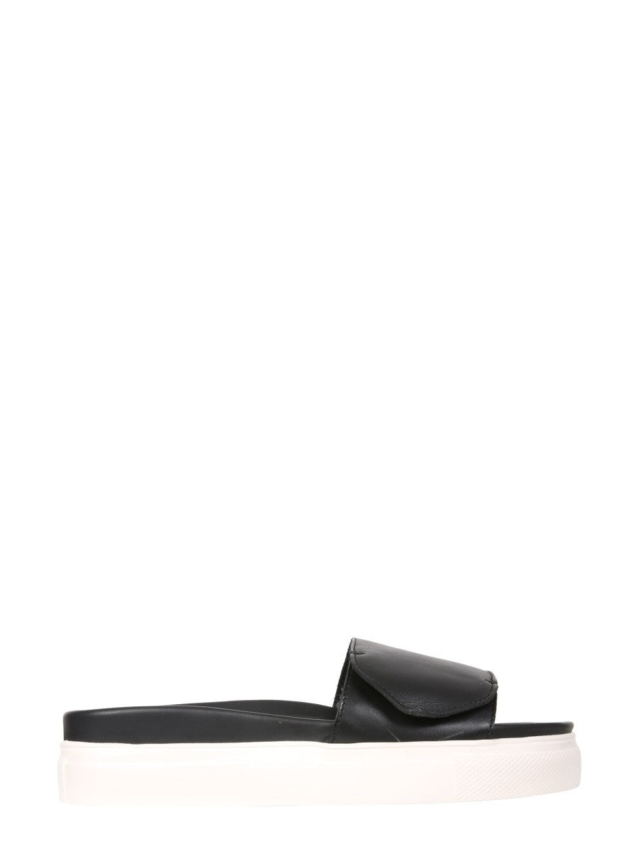 SLIDE SANDALS WITH LOGO | Basement 88