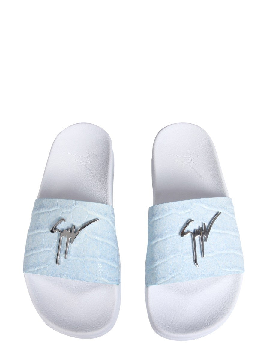 SLIDE SANDALS WITH LOGO | Basement 88