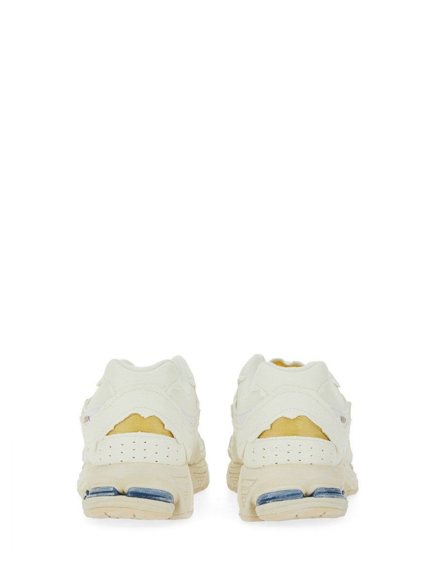 2002R PROTECTION PACK SNEAKER