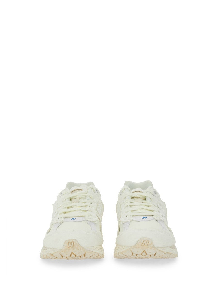 2002R PROTECTION PACK SNEAKER