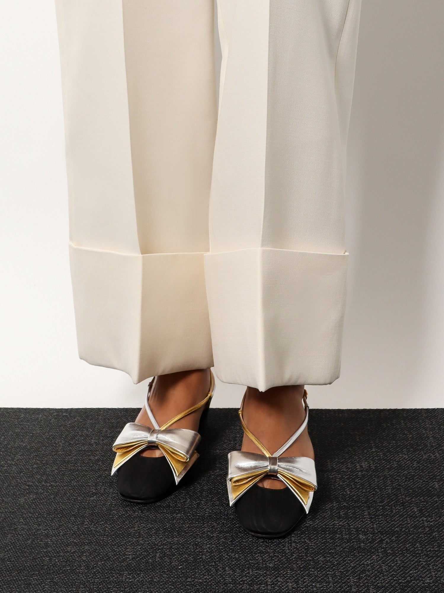 45MM MOIRÉ FABRIC BOWOW SLINGBACK DÉCOLLETÉ