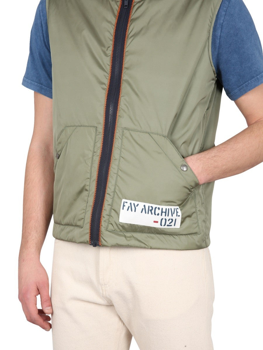 ARCHIVE VEST.
