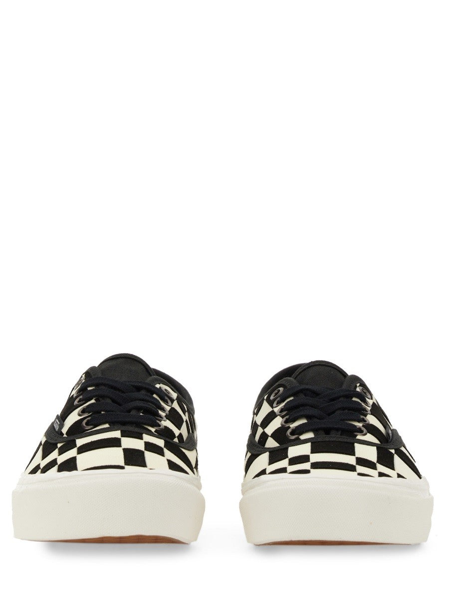 AUTENTHIC SNEAKER