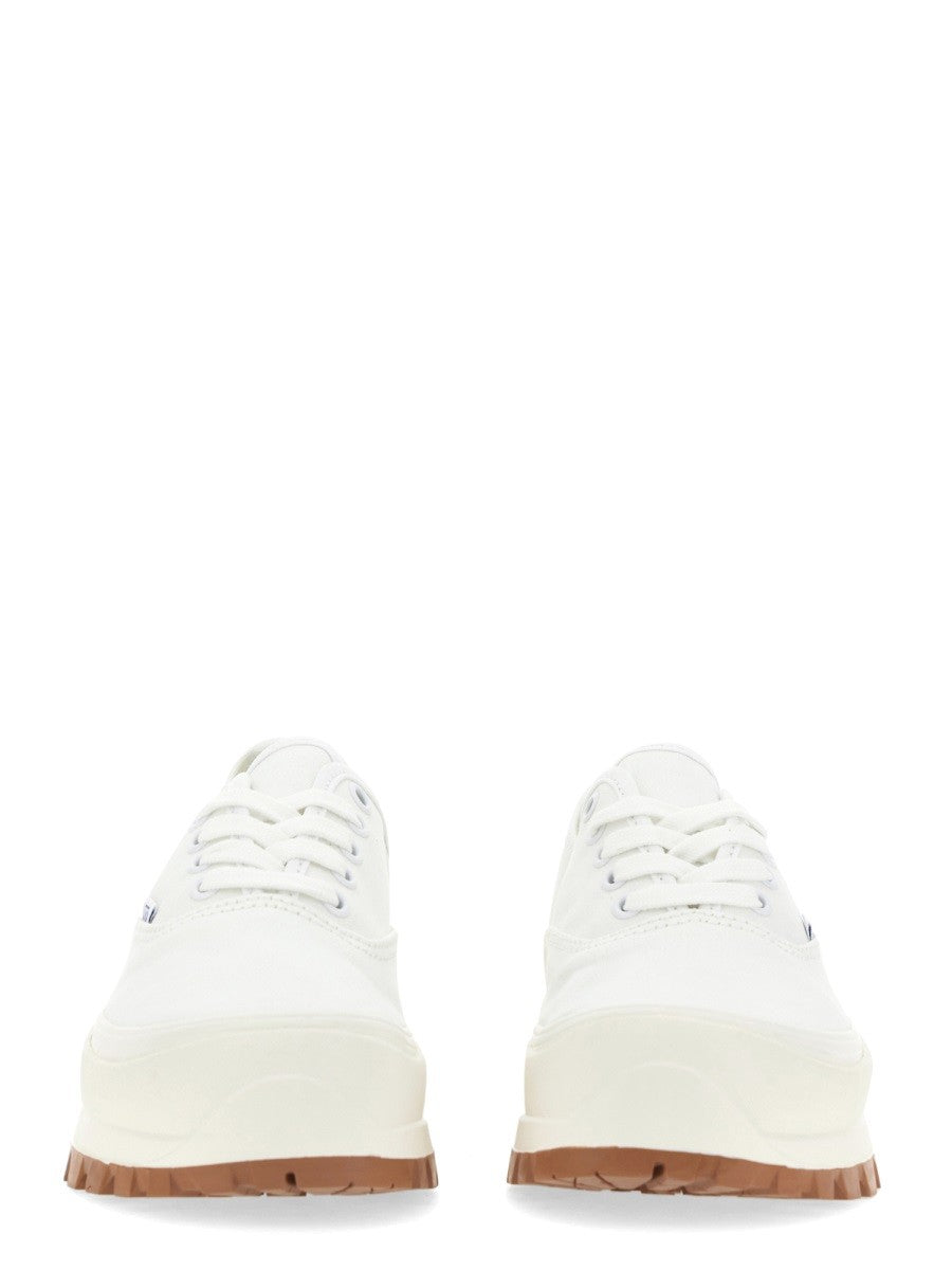 AUTHENTICH VIBRAM SNEAKER