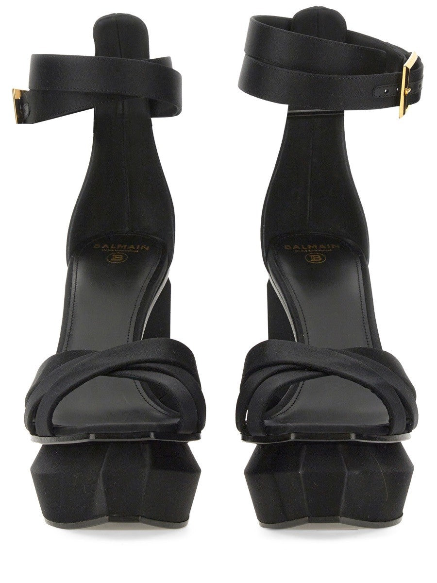 AVA SANDAL WITH PLATFORM
