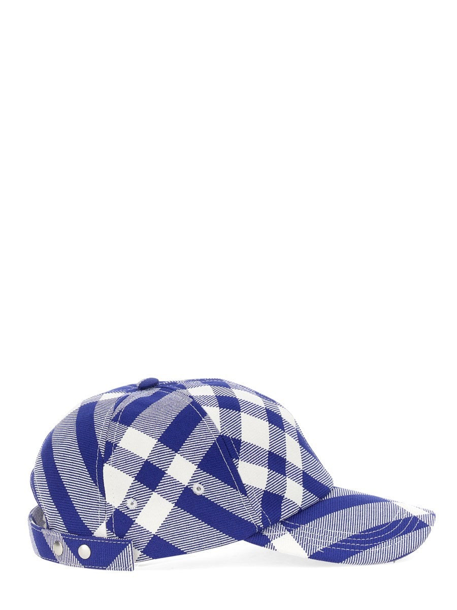 BASEBALL CAP WITH TARTAN PATTERN