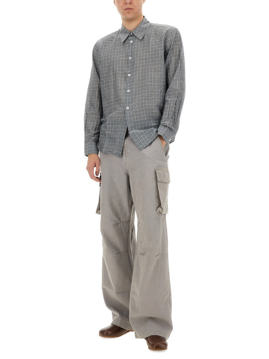 AU-DELÀ DE LA CHEMISE