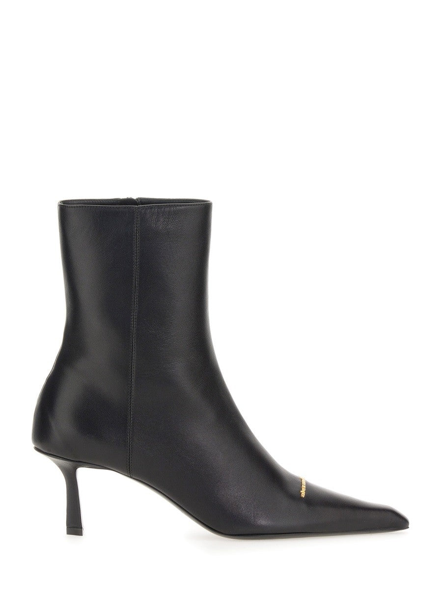 BOOT WITH LOGO