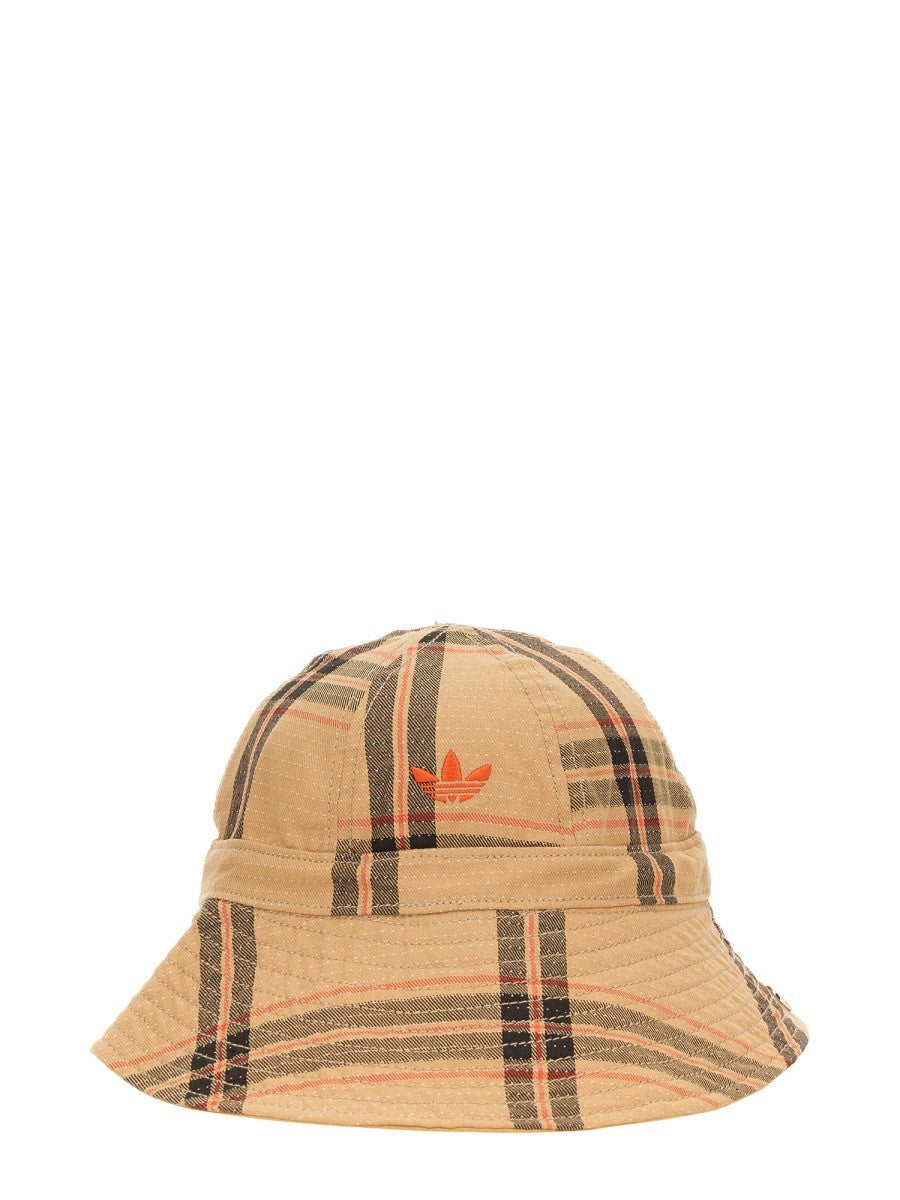 CHAPEAU BUCKET