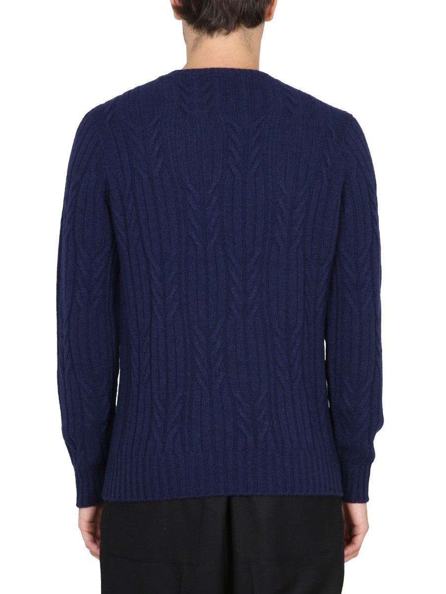 CASHMERE SWEATER
