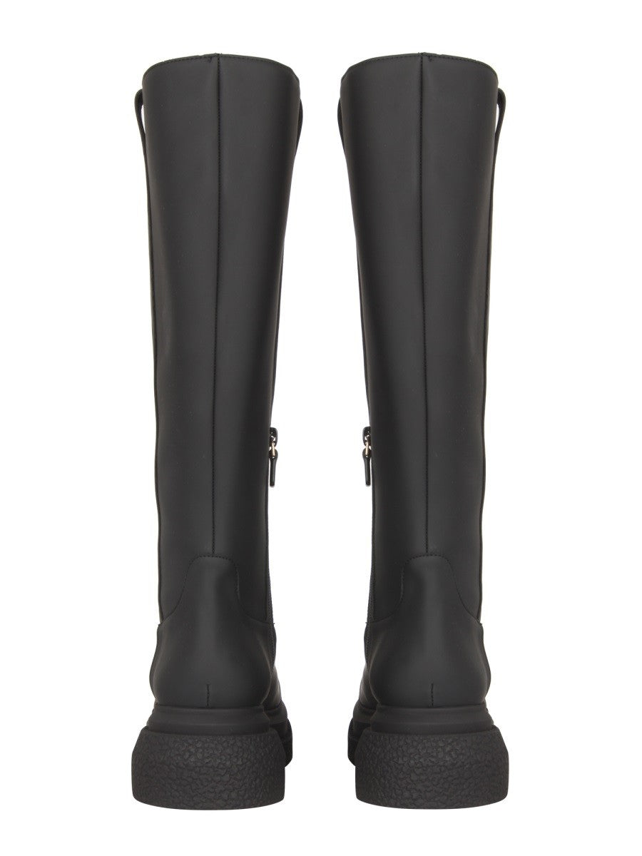 CHARLI BOOTS | Basement 88