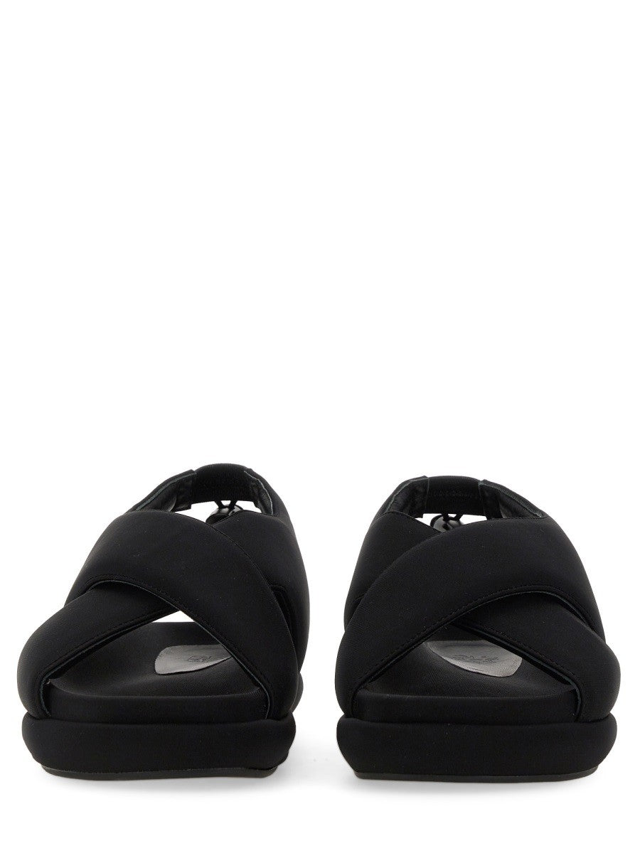 CHUNKY SANDAL.