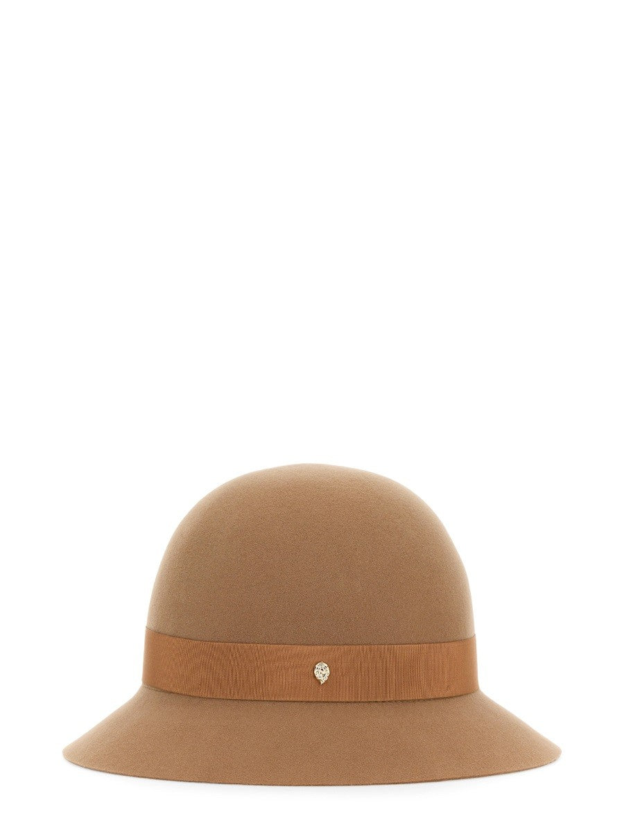 CLOQUE ETTA