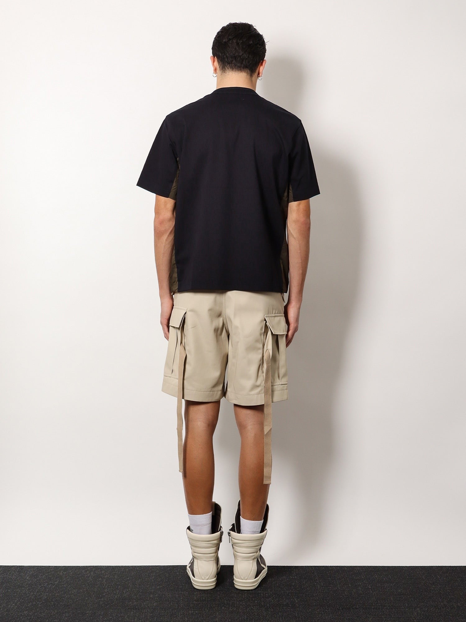 Cotton t-shirt with nylon inserts