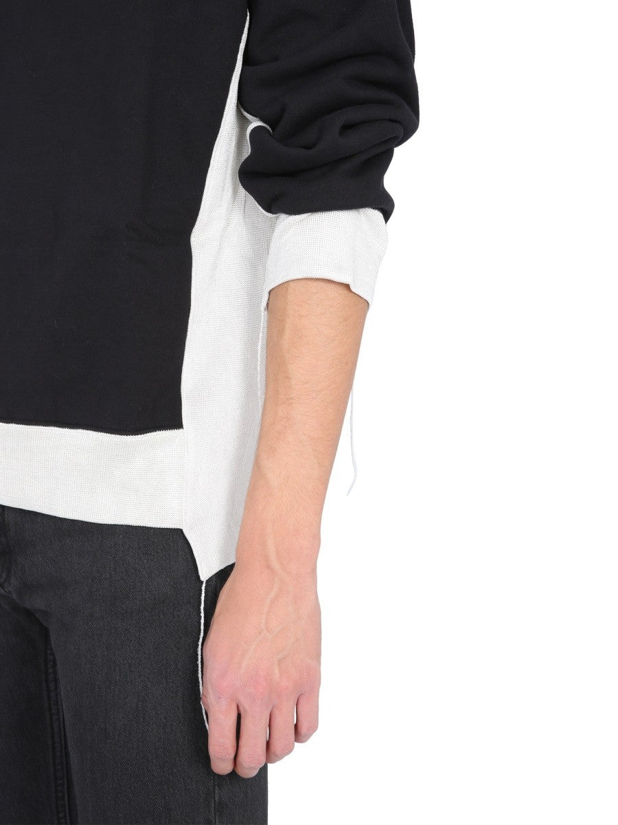 CREW NECK SWEATSHIRT