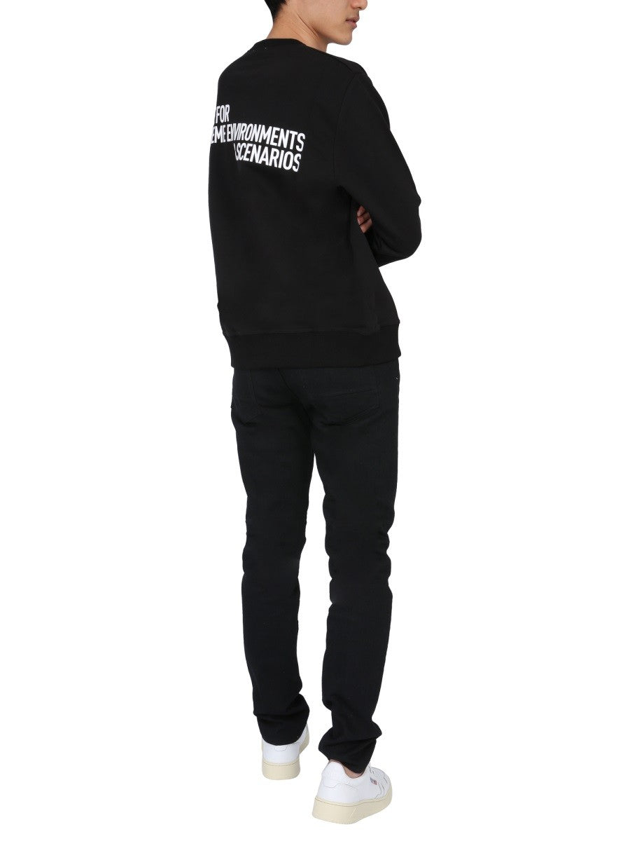 CREW NECK SWEATSHIRT