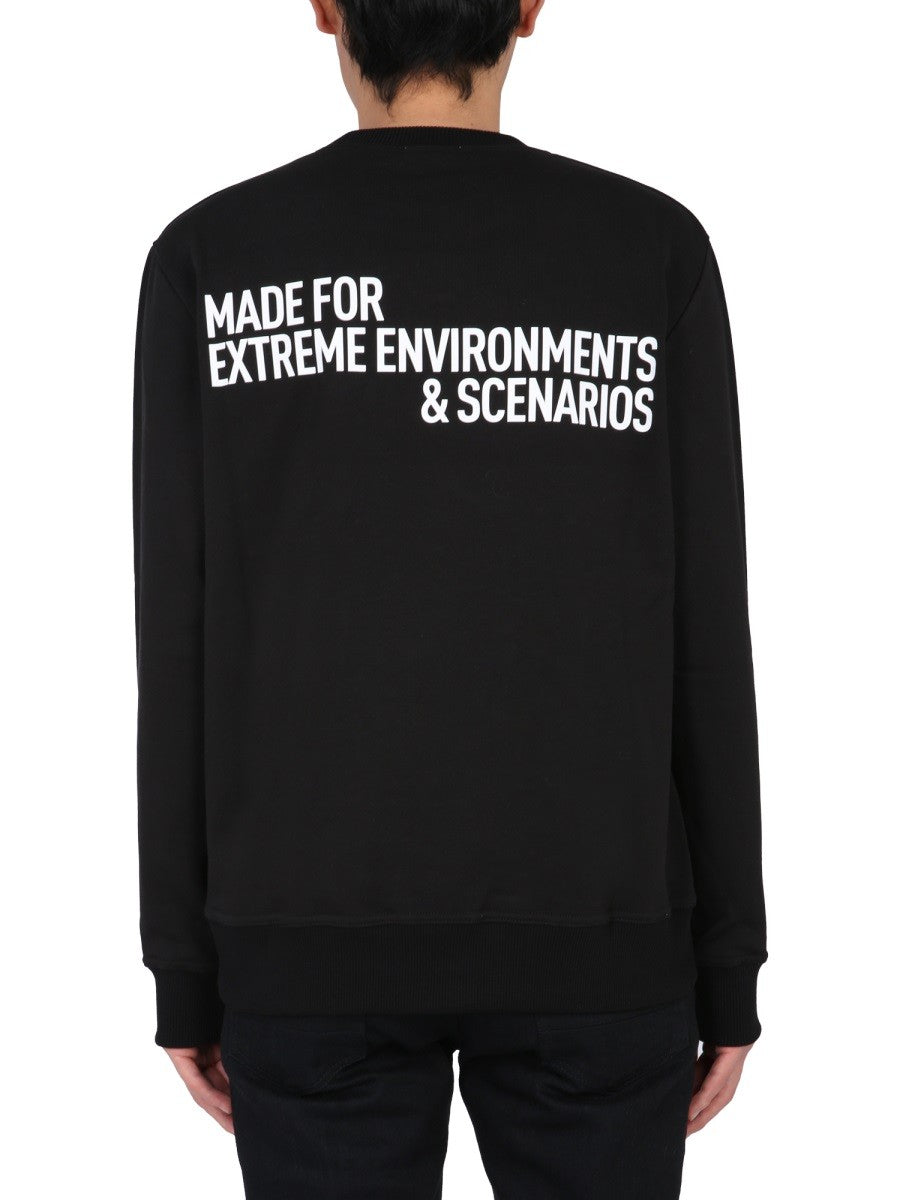 CREW NECK SWEATSHIRT