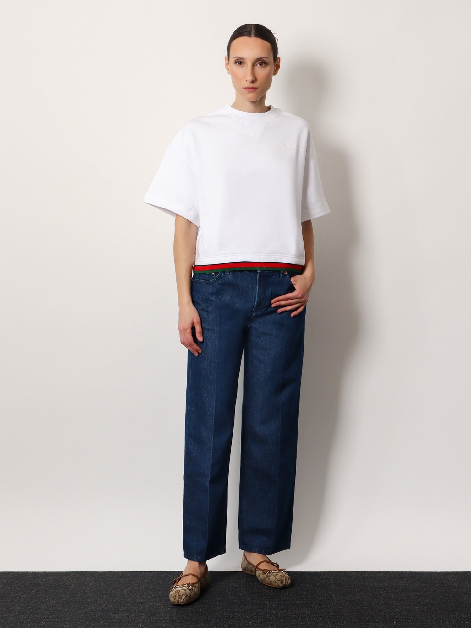 Crop cotton sweatshirt with web profiles