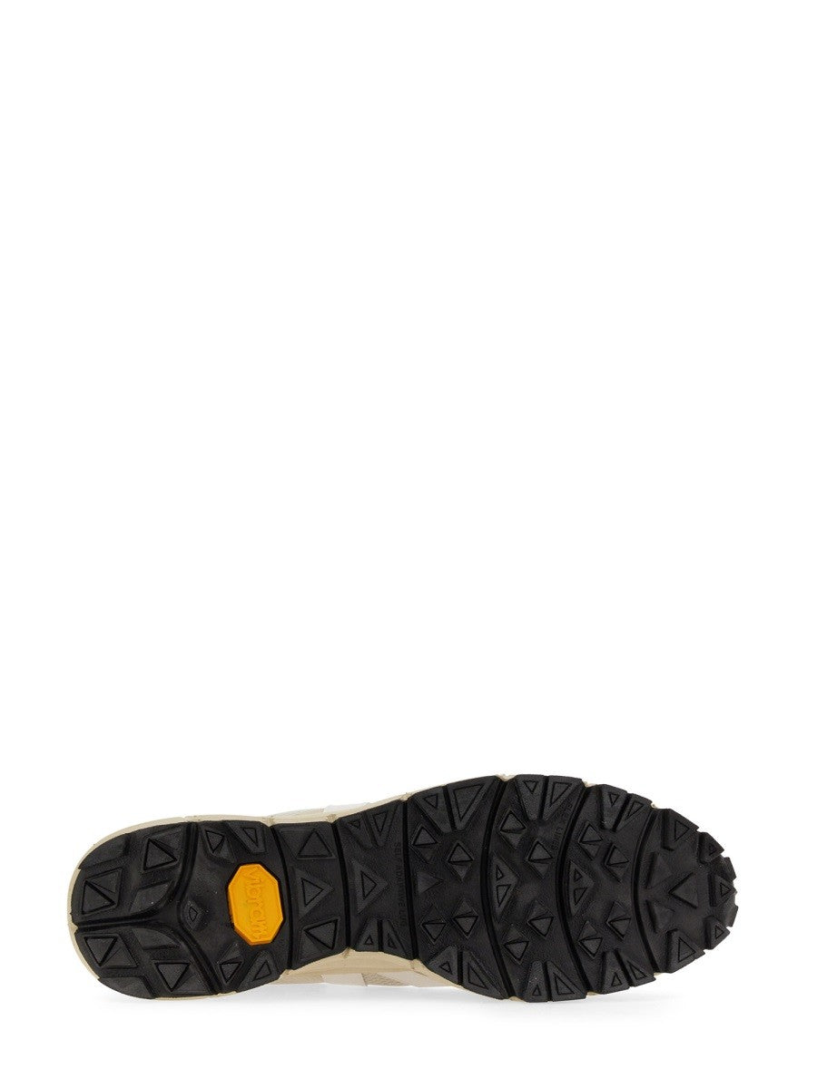 DEKKAN LOW-TOP SNEAKER
