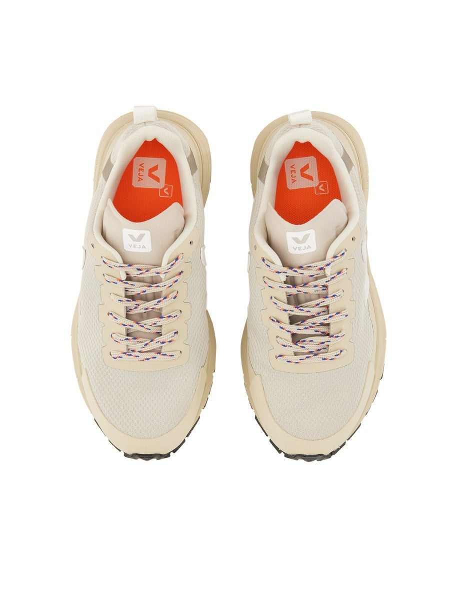 DEKKAN LOW-TOP SNEAKER