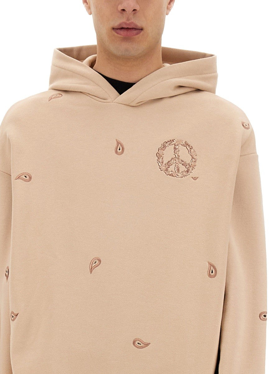 EMBROIDERED SWEATSHIRT