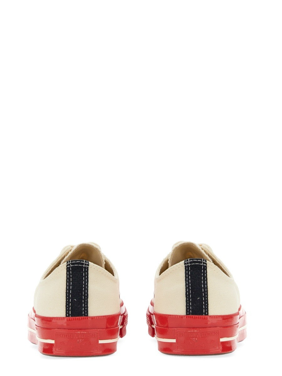 HEART PRINT SNEAKER