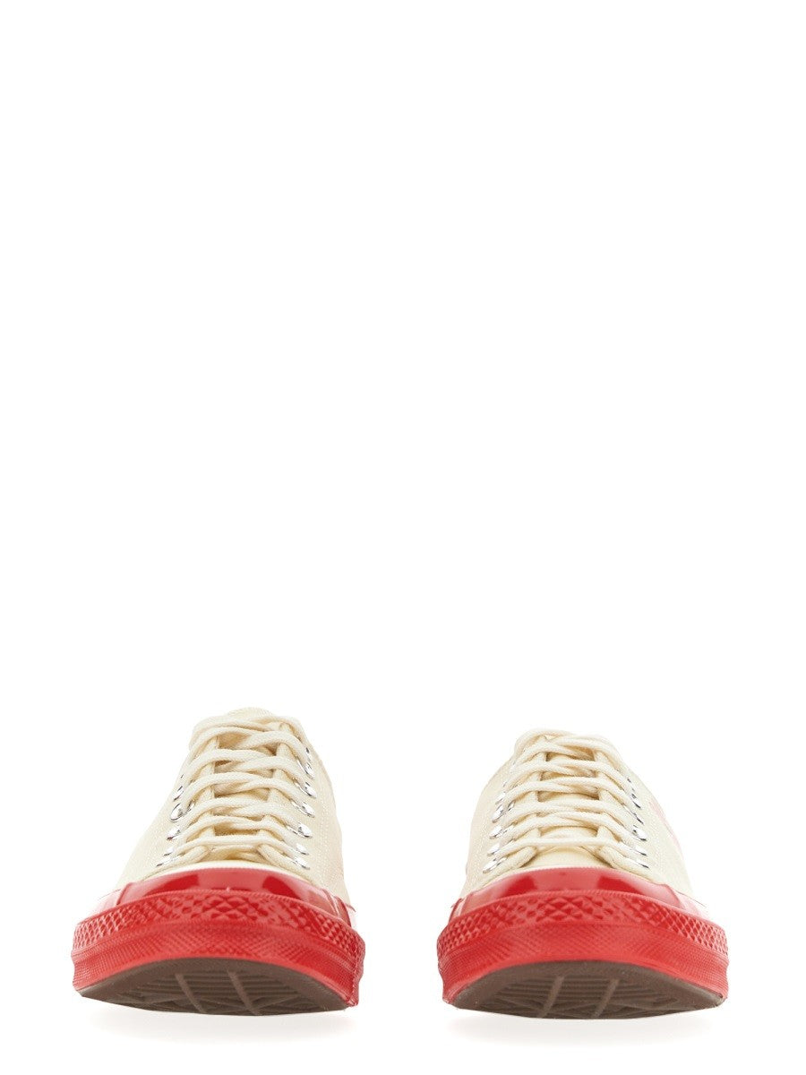 HEART PRINT SNEAKER