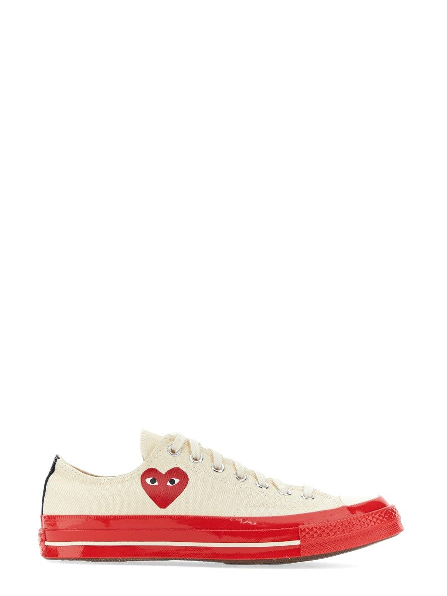 HEART PRINT SNEAKER