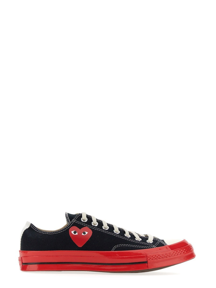 HEART PRINT SNEAKER