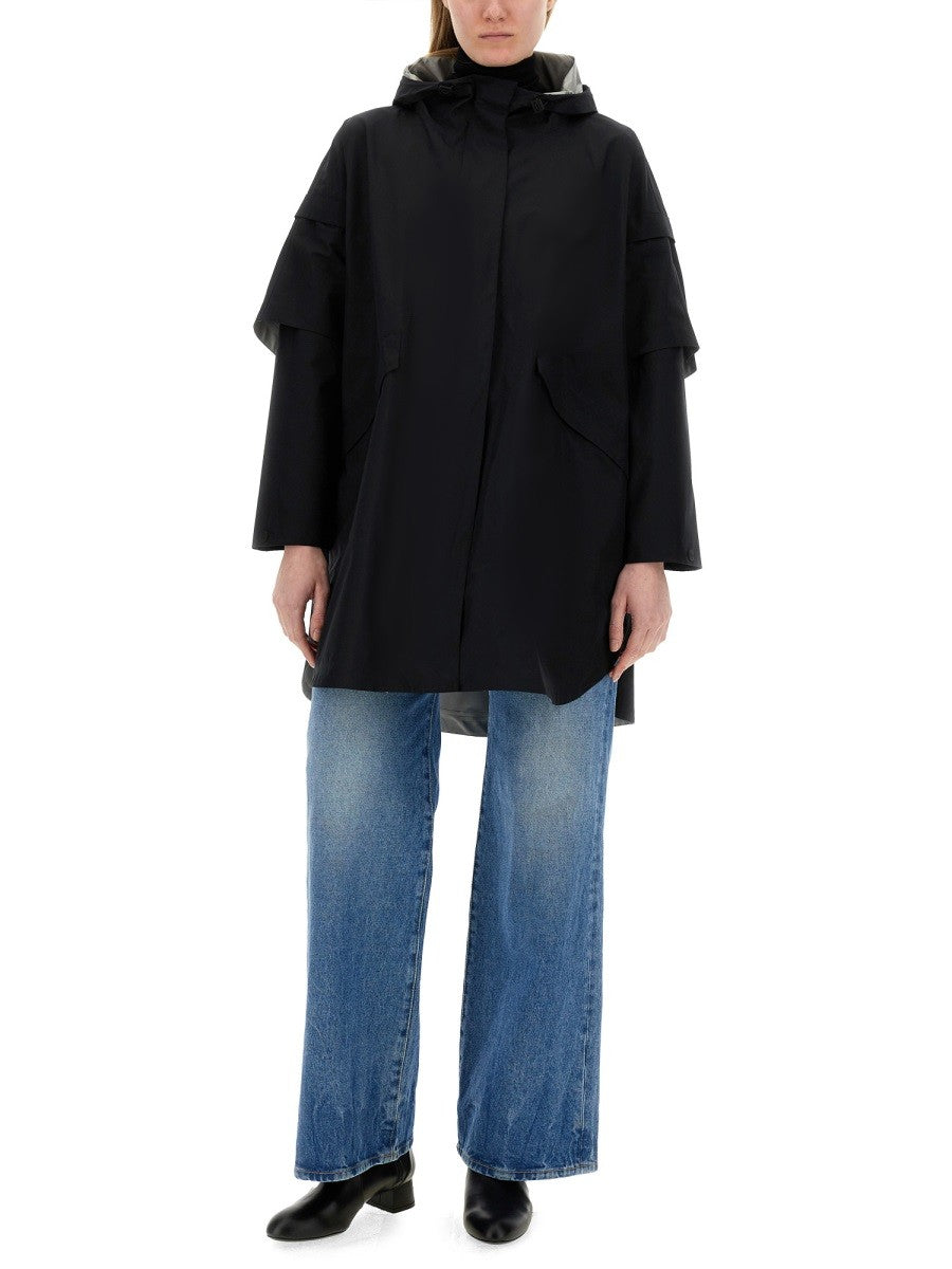 HOODED CAPE