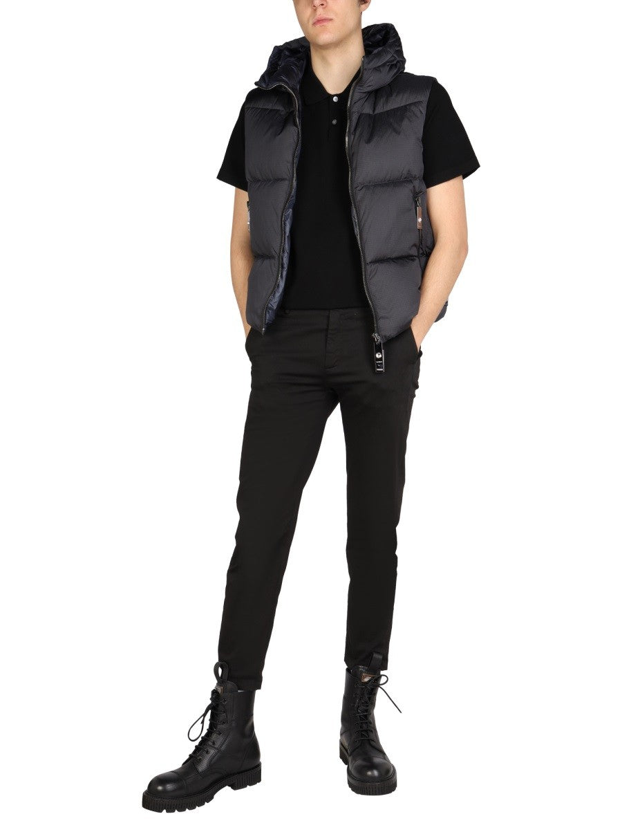 HOODED VEST | Basement 88