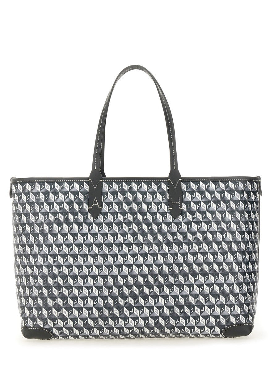 JE SUIS UN PETIT SAC FOURRE-TOUT EN PLASTIQUE