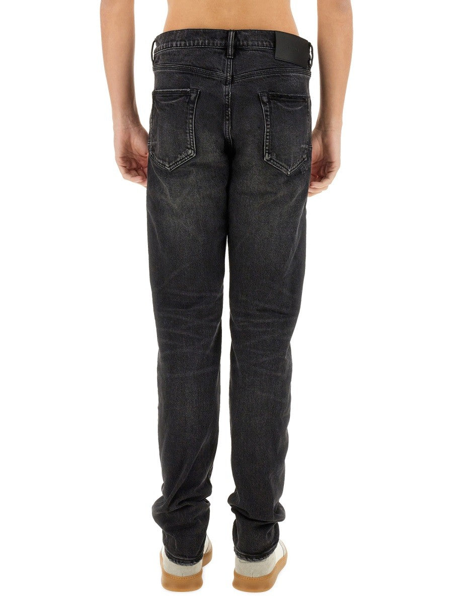 JEANS IN DENIM
