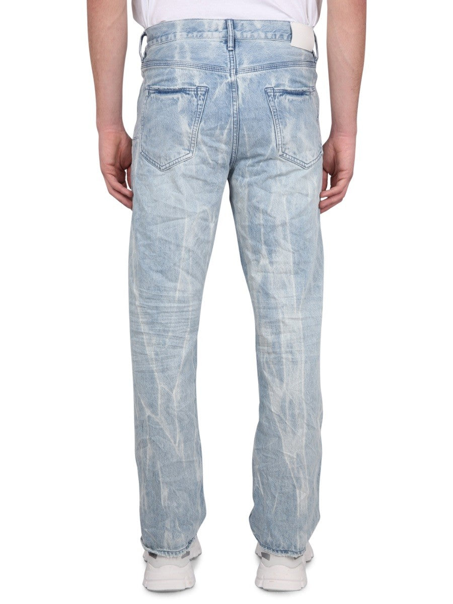 JEANS IN DENIM