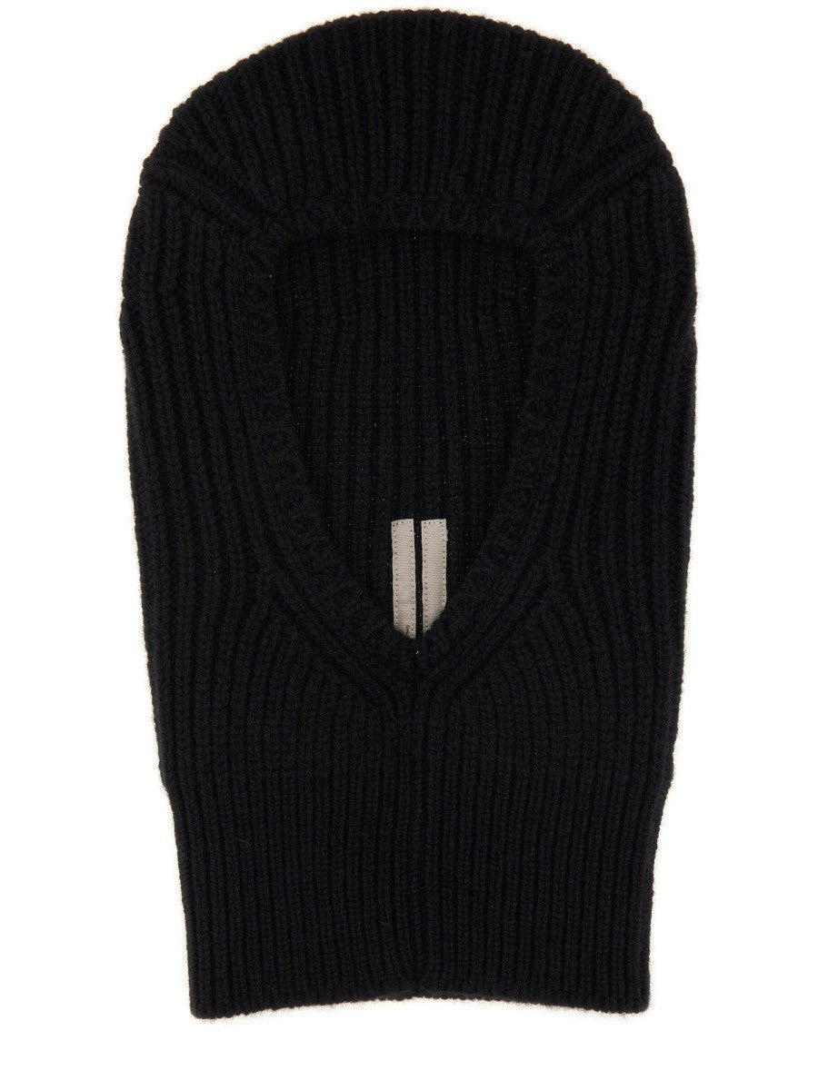 CAGOULE EN TRICOT