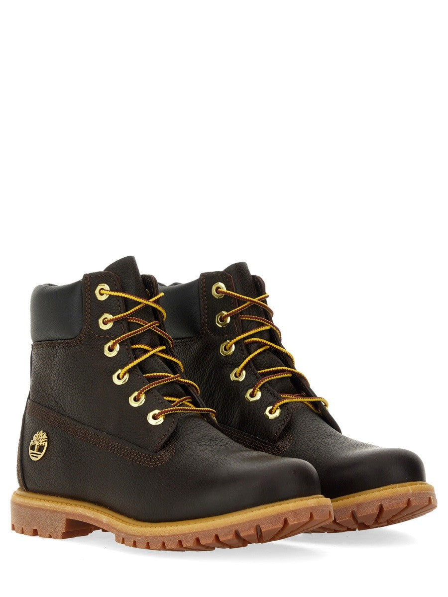 LACE-UP BOOT