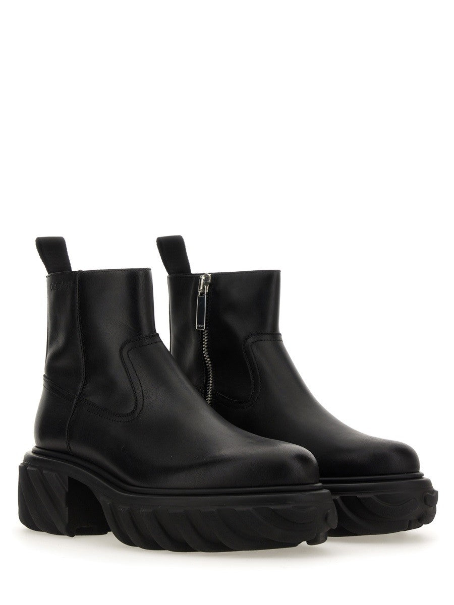 BOTTES EN CUIR