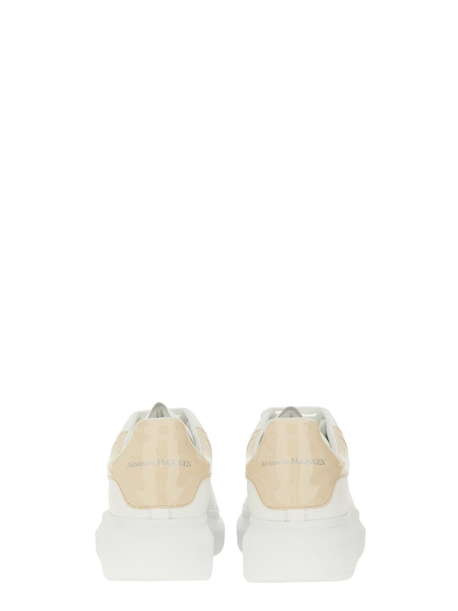LEATHER SNEAKER
