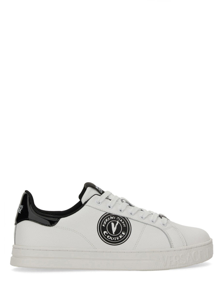 BASKETS EN CUIR