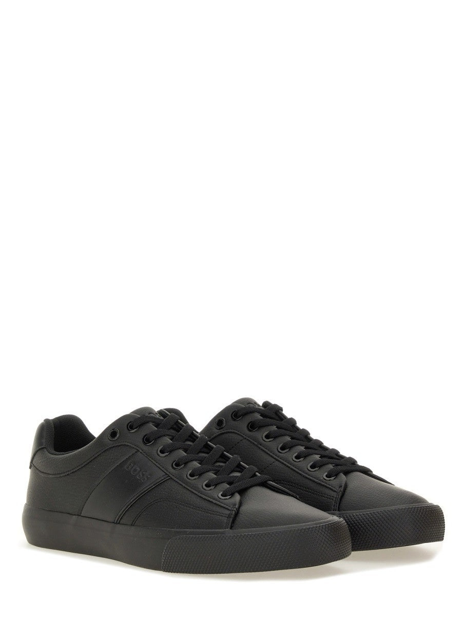 BASKETS EN CUIR