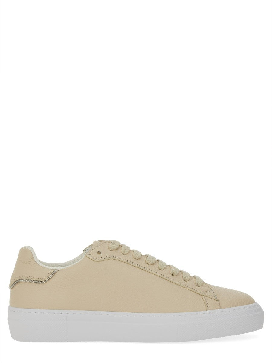 BASKETS EN CUIR