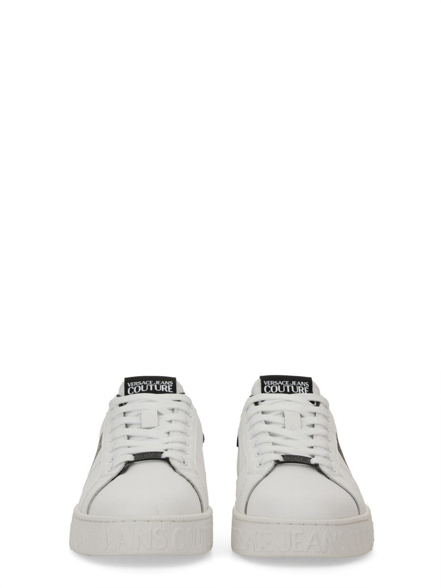 BASKETS EN CUIR