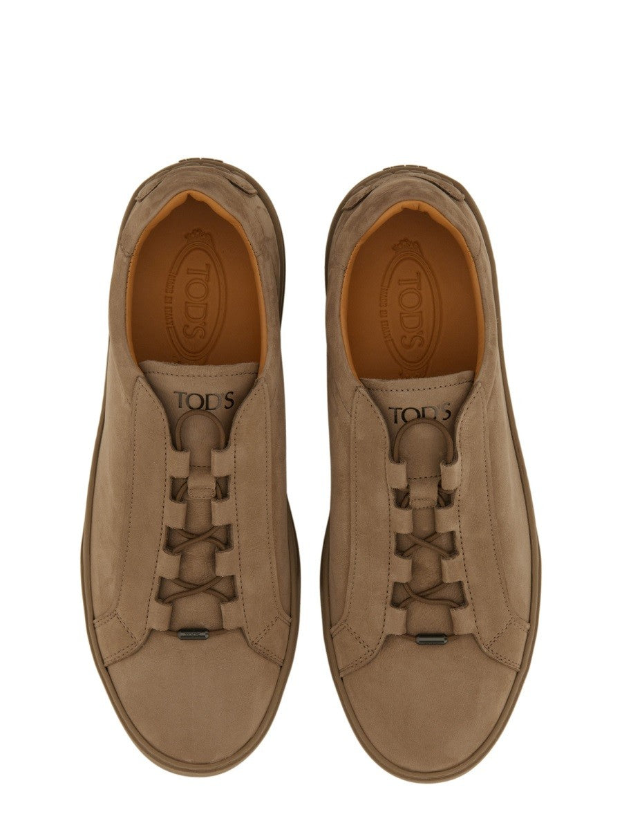 BASKETS EN CUIR