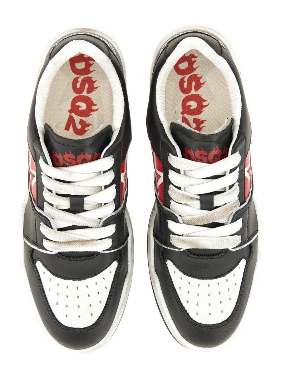 BASKETS EN CUIR