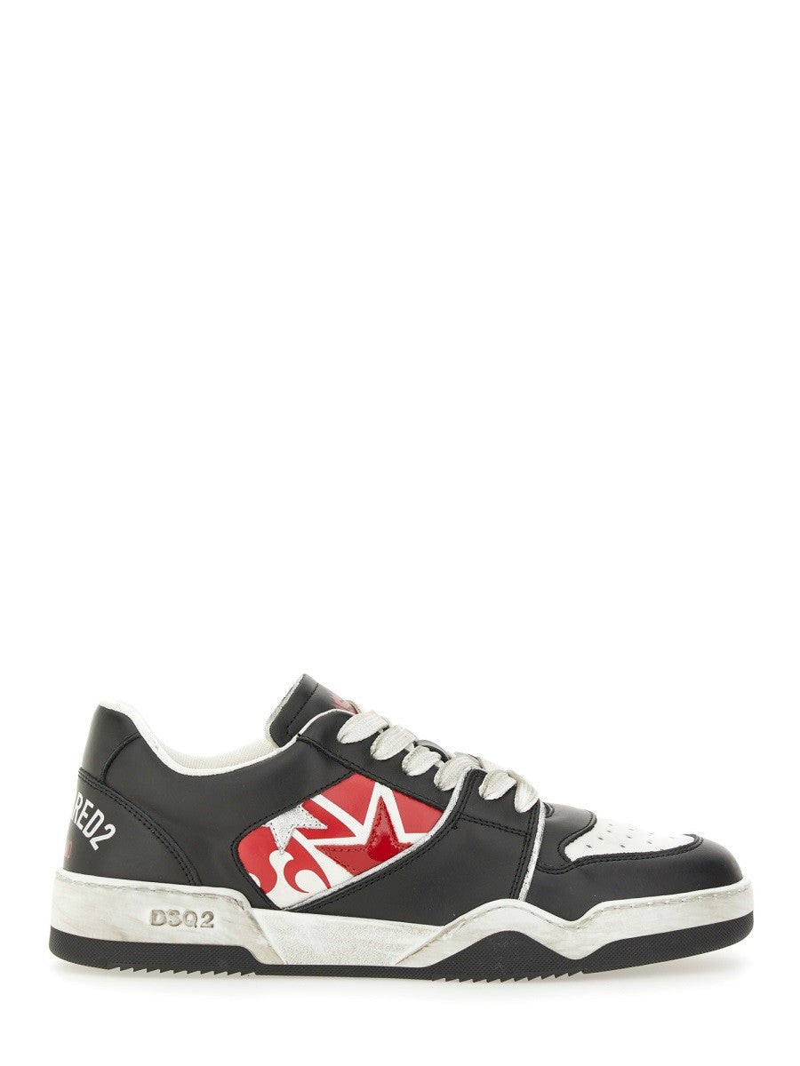 BASKETS EN CUIR