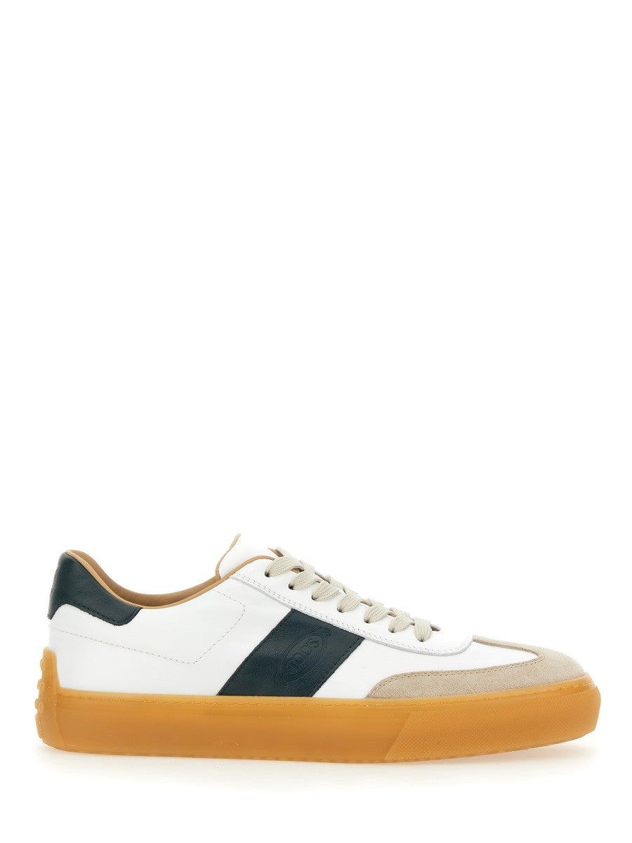 BASKETS EN CUIR