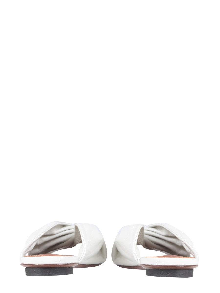 LOW SANDALS | Basement 88