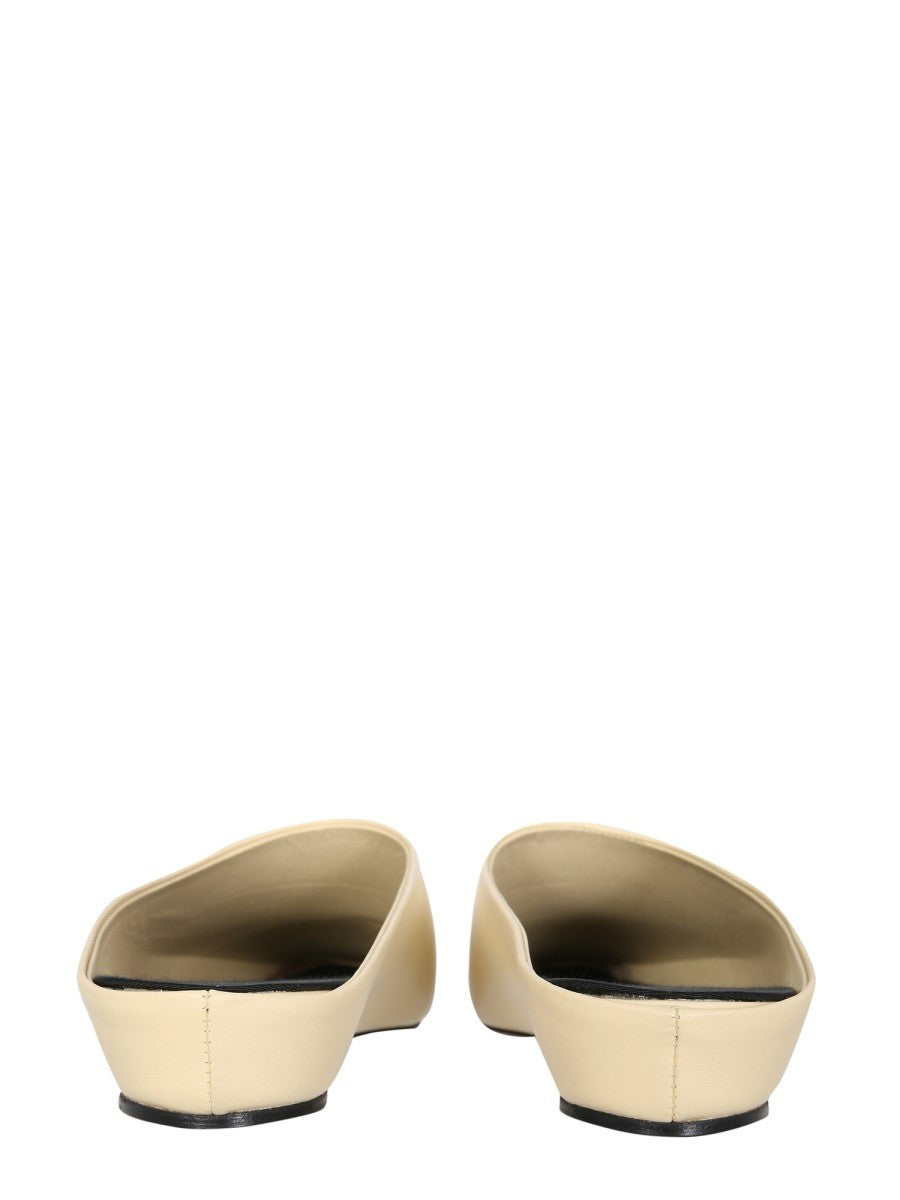 MULE ALBA SLIP-ONS | Basement 88