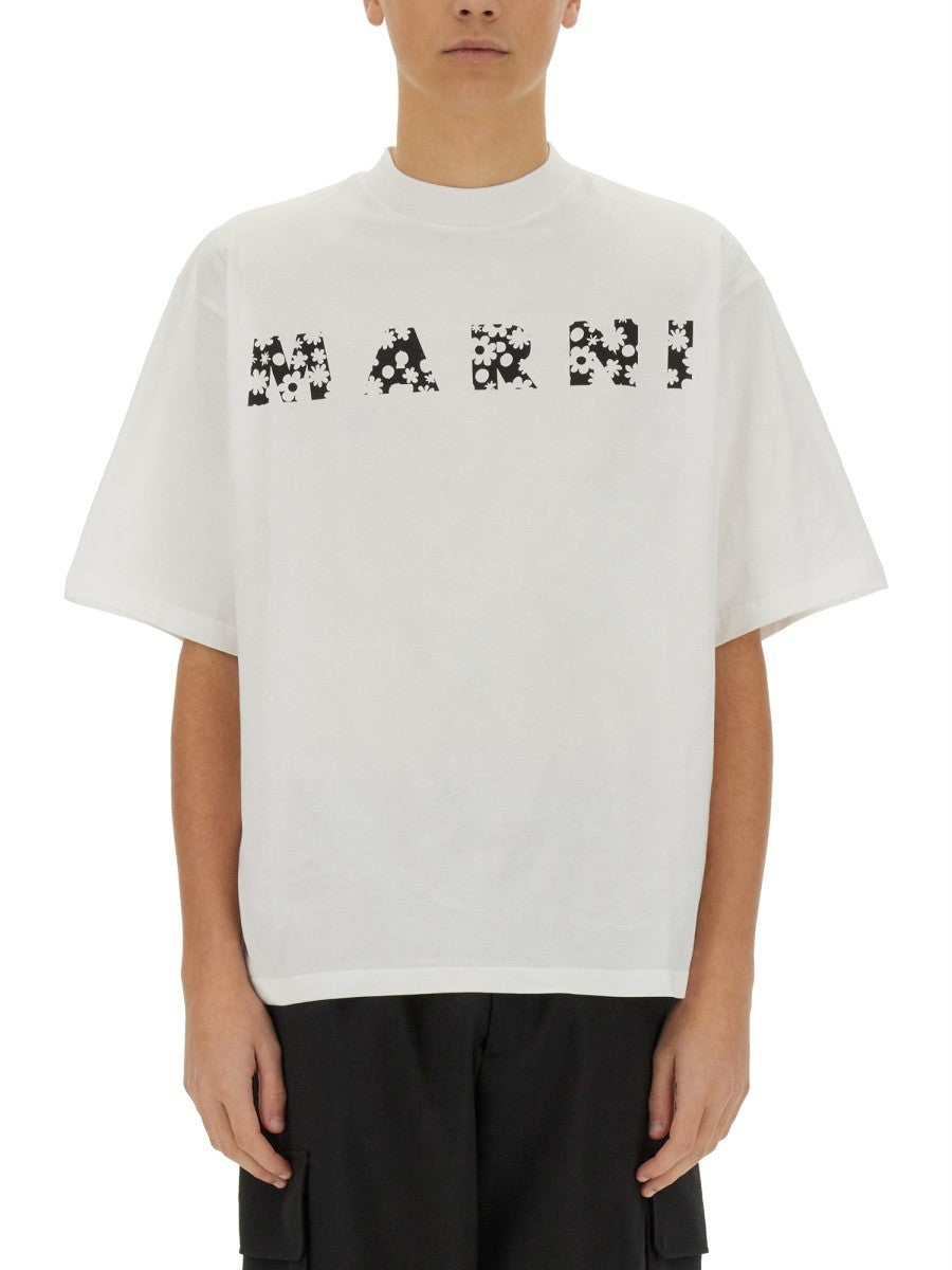 OVERSIZE FIT T-SHIRT